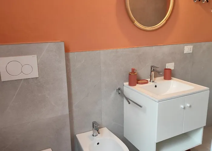 公寓 In Centro By La Dolce Riva 卢戈