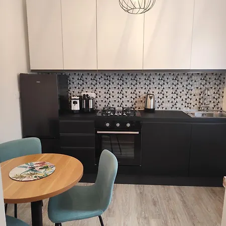 דירה In Centro By La Dolce Riva לוגו