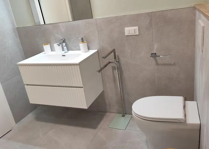 In Centro By La Dolce Riva شقة لوغو